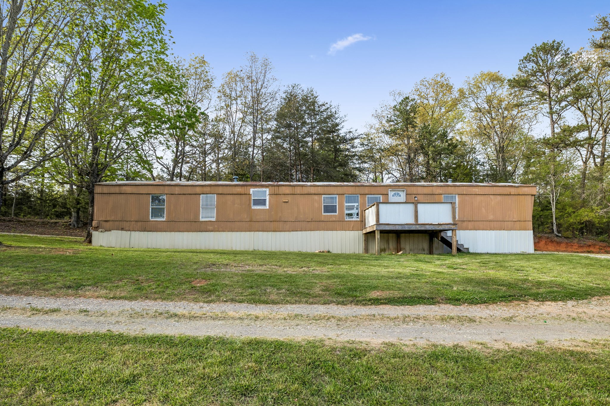 1033 Pollard Road Walling, TN 38587 - Photo 3 of 39