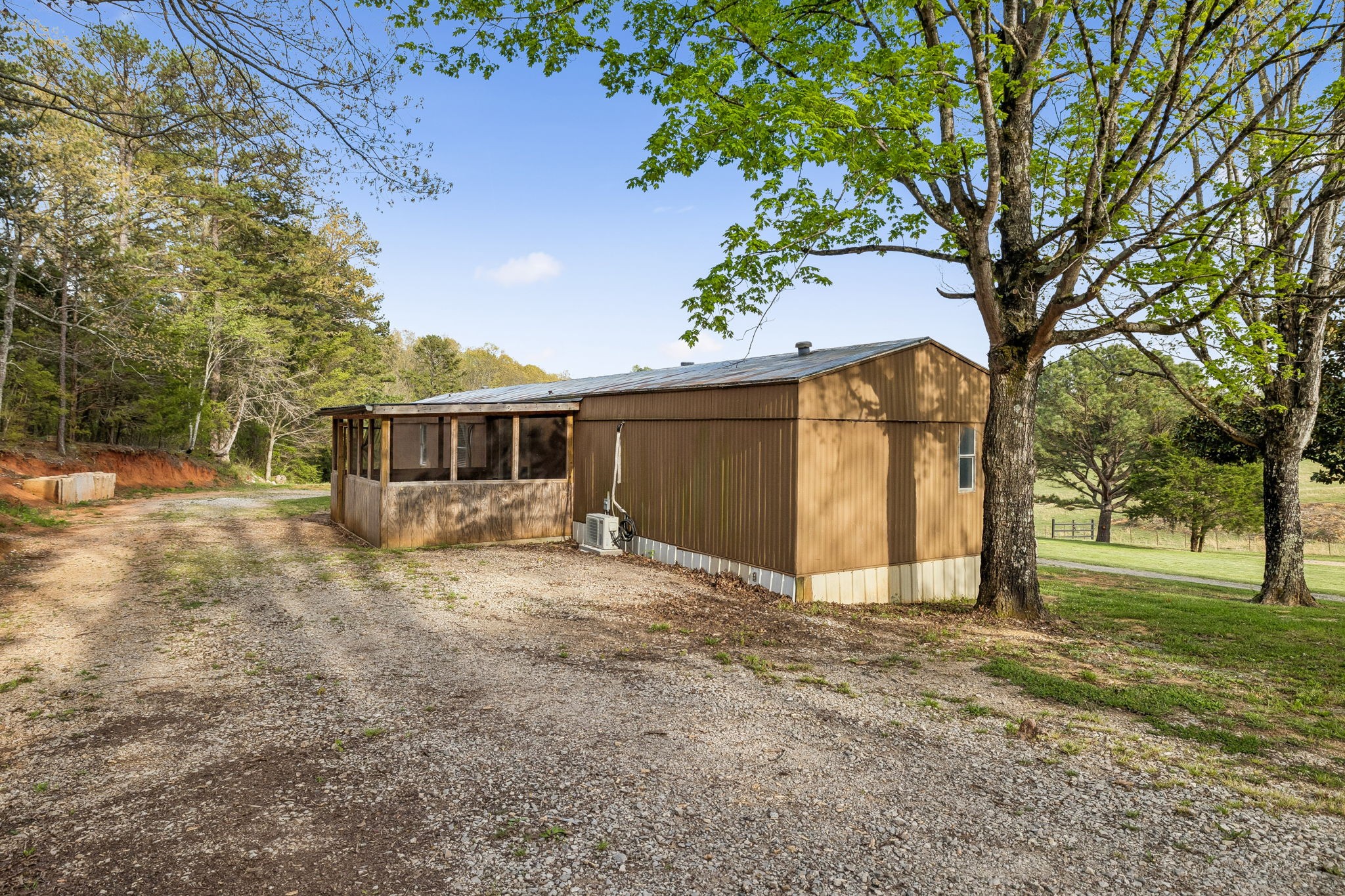 1033 Pollard Road Walling, TN 38587 - Photo 31 of 39