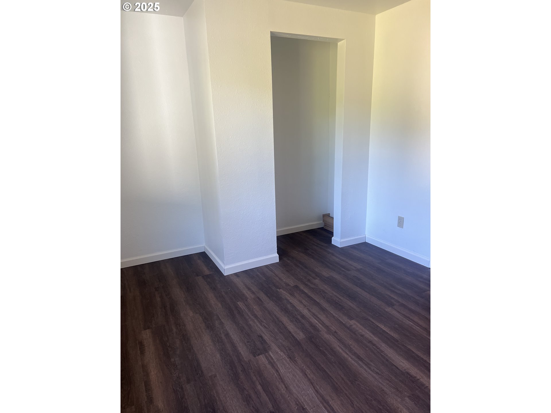 337 Main Street Scottsburg, OR 97473 - Photo 15 of 25