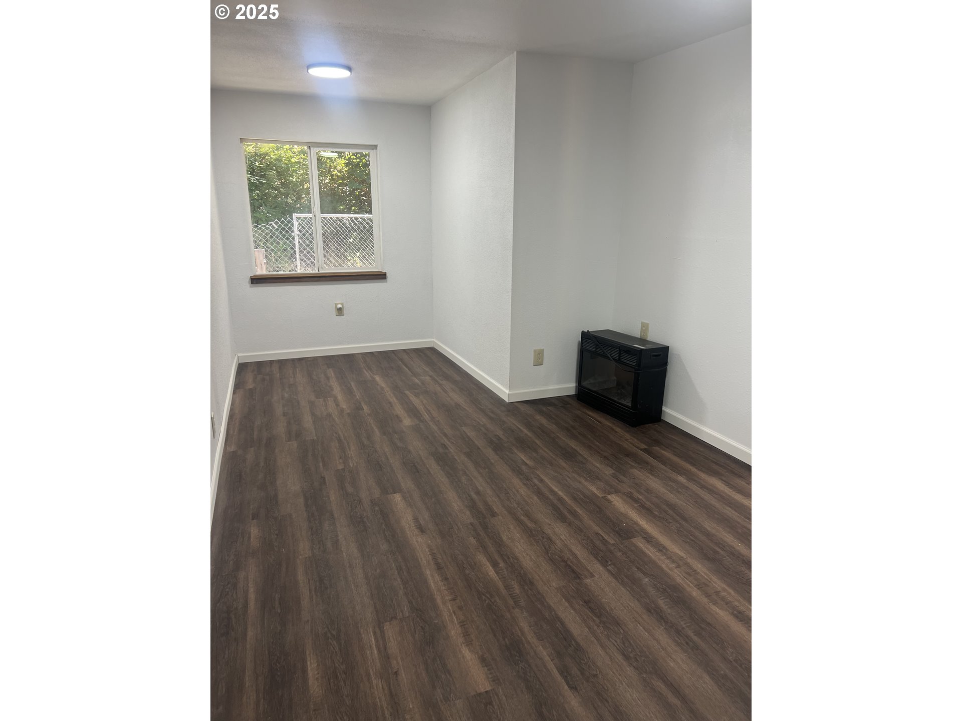 337 Main Street Scottsburg, OR 97473 - Photo 18 of 25