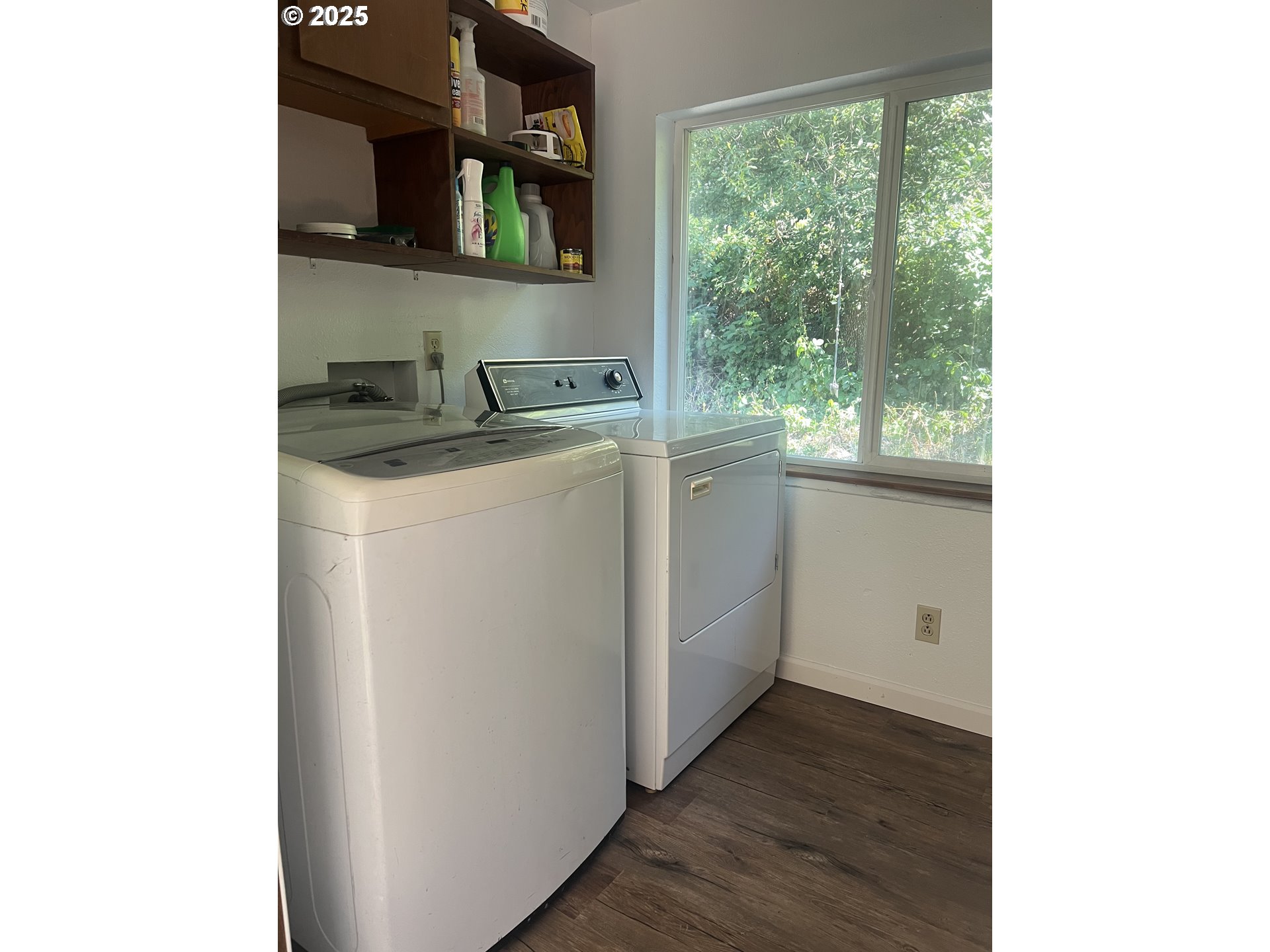 337 Main Street Scottsburg, OR 97473 - Photo 21 of 25