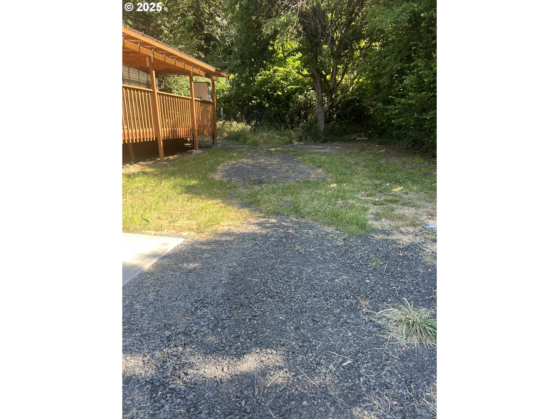 337 Main Street Scottsburg, OR 97473 - Photo 9 of 25