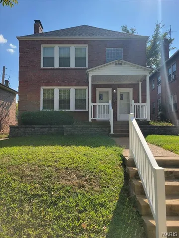 $1,650 | 7230 West Park Avenue, Unit 2, Richmond Heights, MO 63117