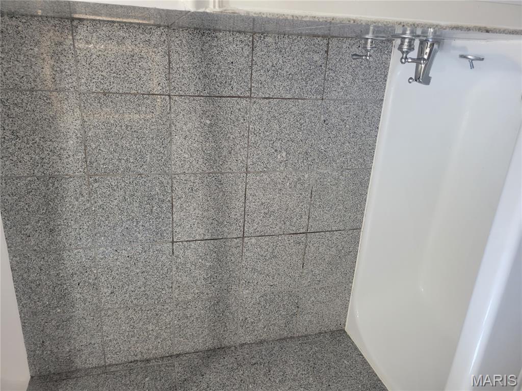 7230 West Park Avenue, Unit 2 Richmond Heights, MO 63117 - Photo 8 of 8