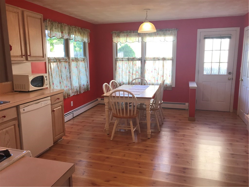 87 Bryant Road Cranston, RI 02910 - Photo 11 of 23 Gallery Image 11