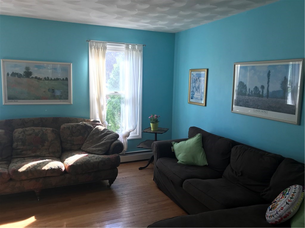 87 Bryant Road Cranston, RI 02910 - Photo 5 of 23 Gallery Image 5