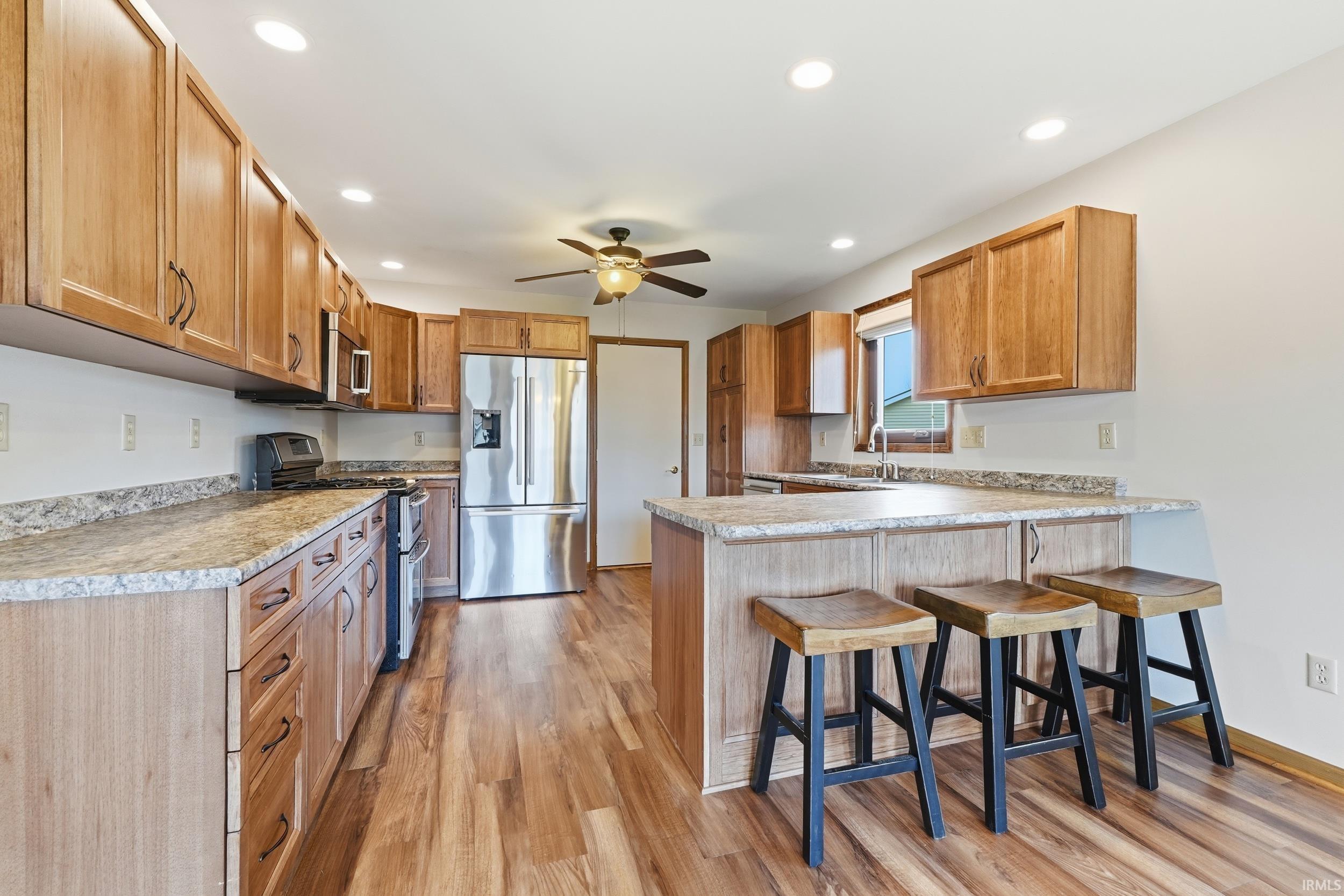 10624 Springtide Way Fort Wayne, IN 46845 - Photo 7 of 26