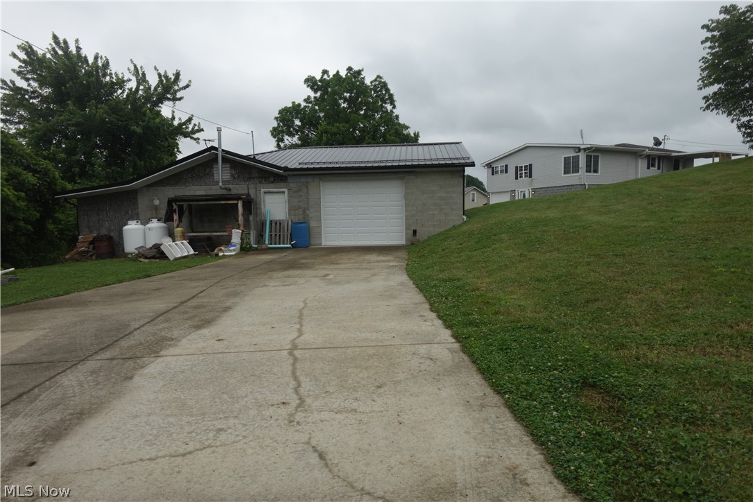 54837 High Ridge Road Bellaire, OH 43906 - Photo 27 of 33