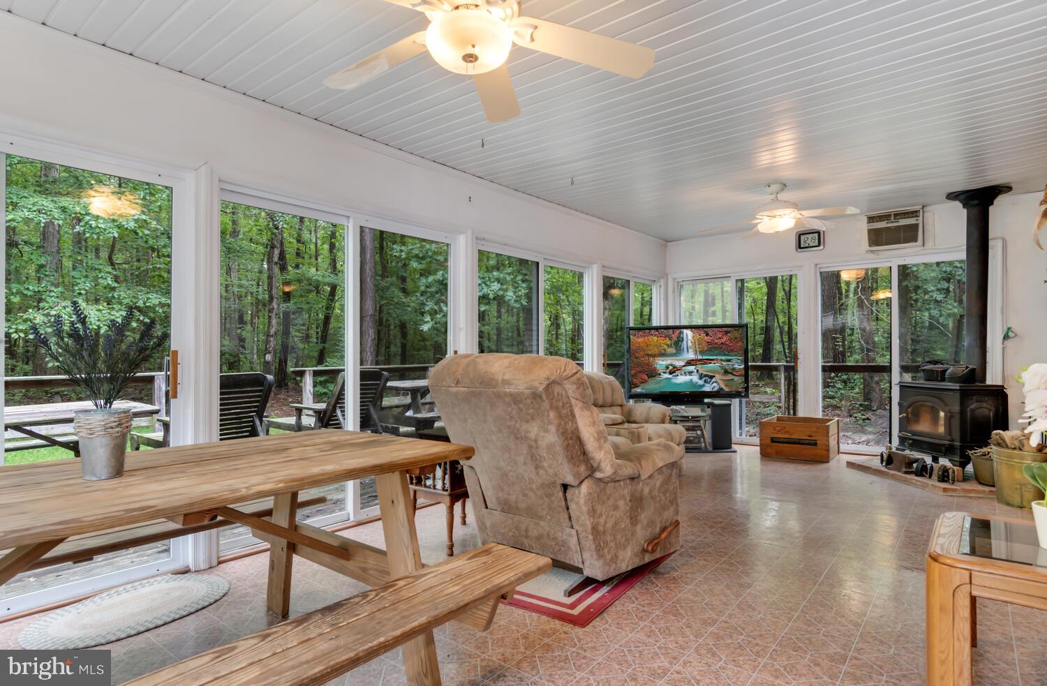 7511 Leadenham Cove Road Bozman, MD 21612 - Photo 5 of 32 Gallery Image 5