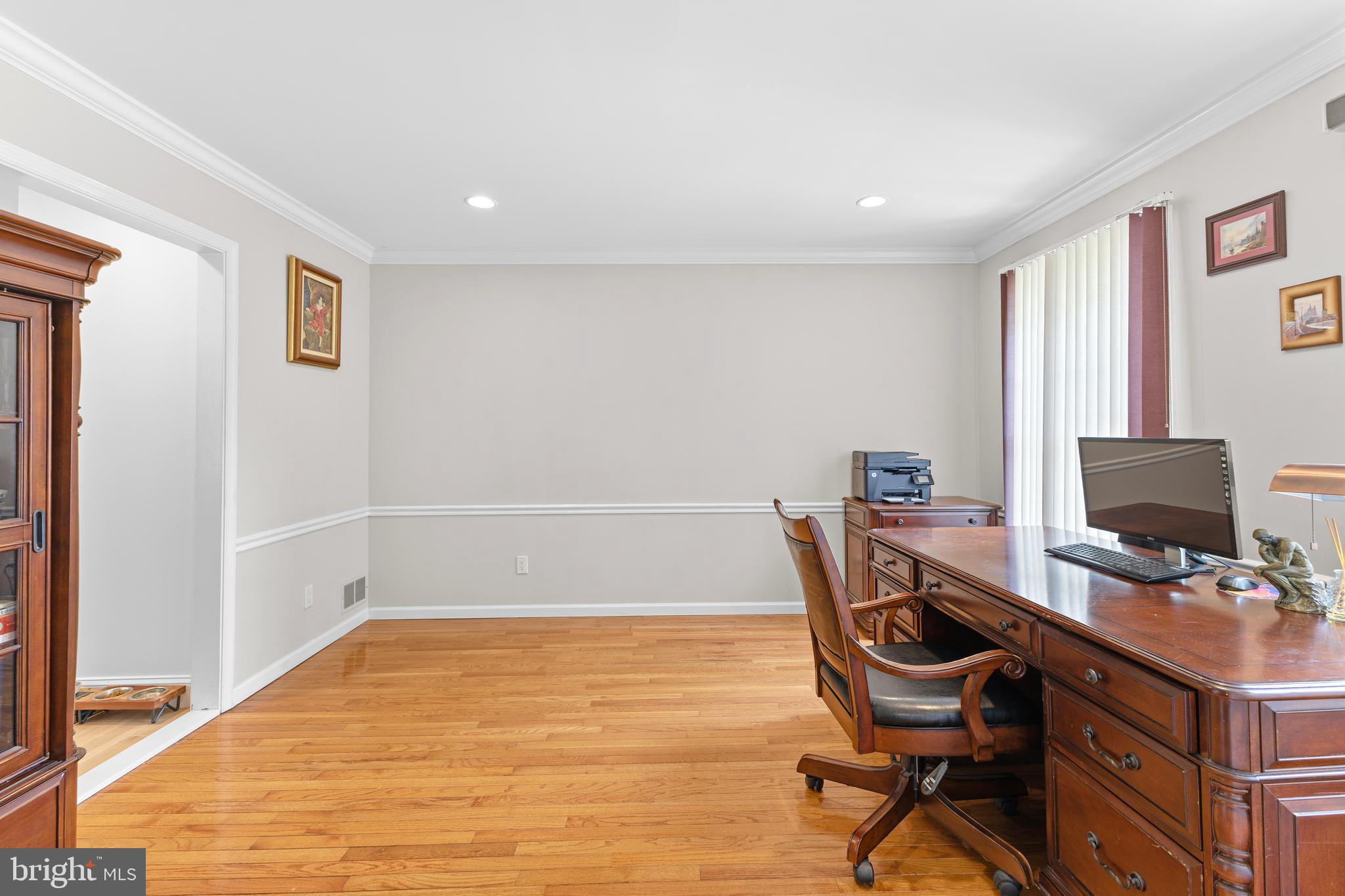 642 Coram Road Huntingdon Valley, PA 19006 - Photo 27 of 57