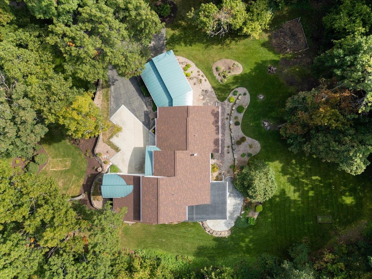 1484 Ravenoaks Trail Oregon, WI 53575 - Photo 68 of 71