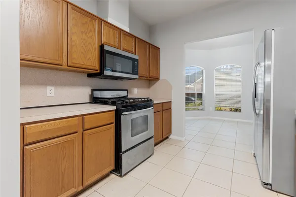 $2,200 | 18410 Alemarble Oak Street, Cypress, TX 77429