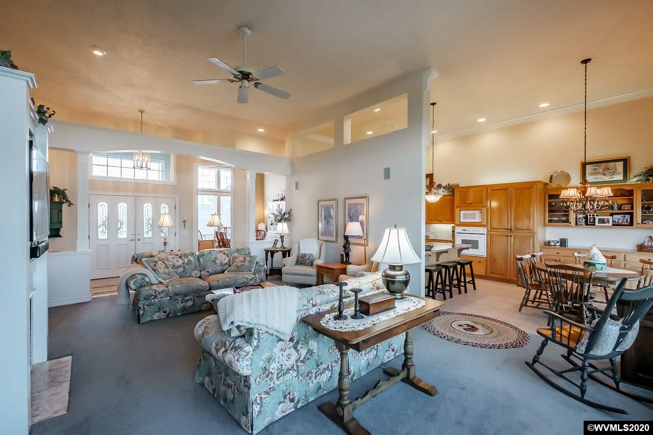9180 Fruit Farm Road Independence, OR 97351 - Photo 15 of 42 Gallery Image 15