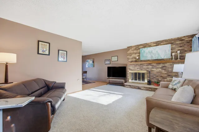 $185,000 | 912 Belsly Boulevard, Moorhead, MN 56560