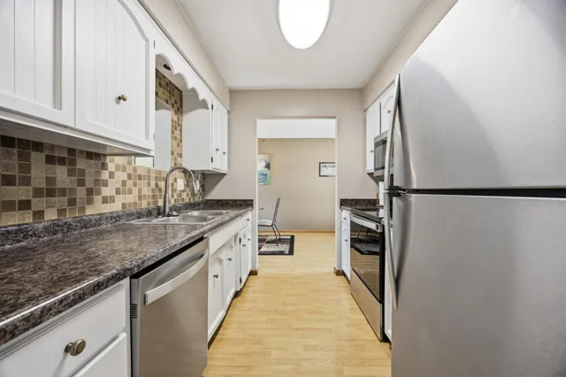 $185,000 | 912 Belsly Boulevard, Moorhead, MN 56560