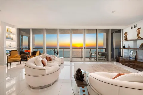 $4,500,000 | 6899 Collins Avenue, Unit 2307/10, Miami Beach, FL 33141