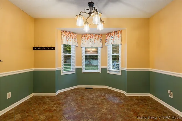 $447,750 | 4605 Shady View Drive, Floyds Knobs, IN 47119