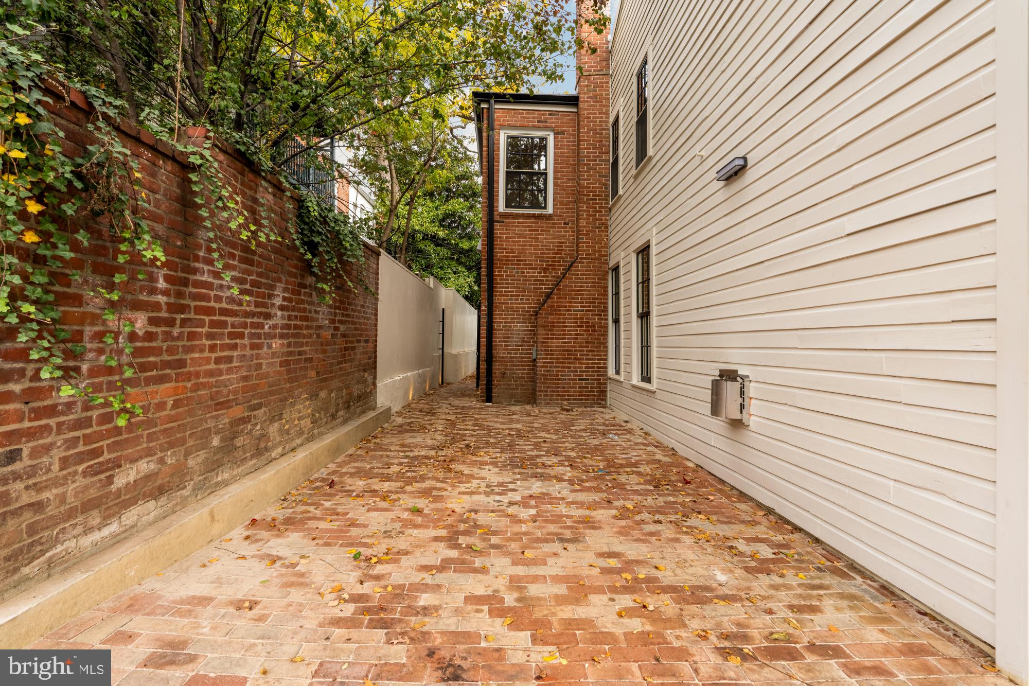 3277 Prospect Street Northwest Washington, DC 20007 - Photo 3 of 55 Gallery Image 3