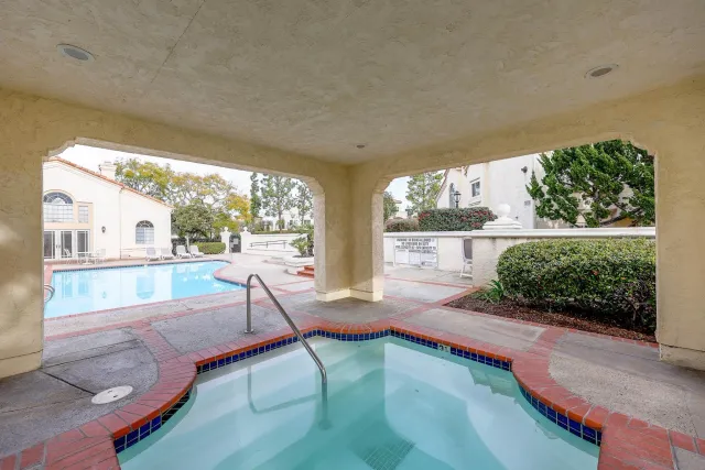 $595,000 | 750 Breeze Hill Road, Unit 100, Vista, CA 92081