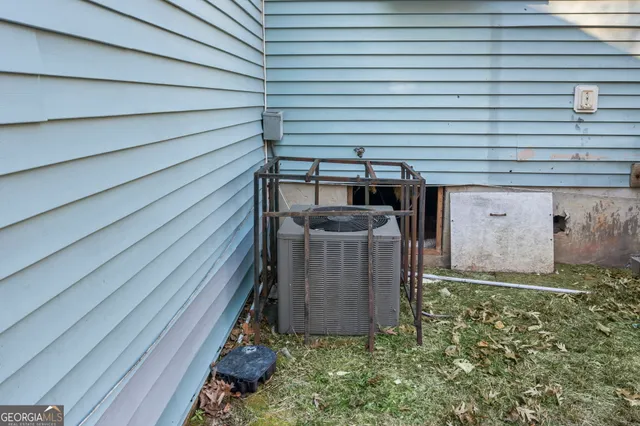 $2,000 | 5626 Pine Gate Drive, Atlanta, GA 30349