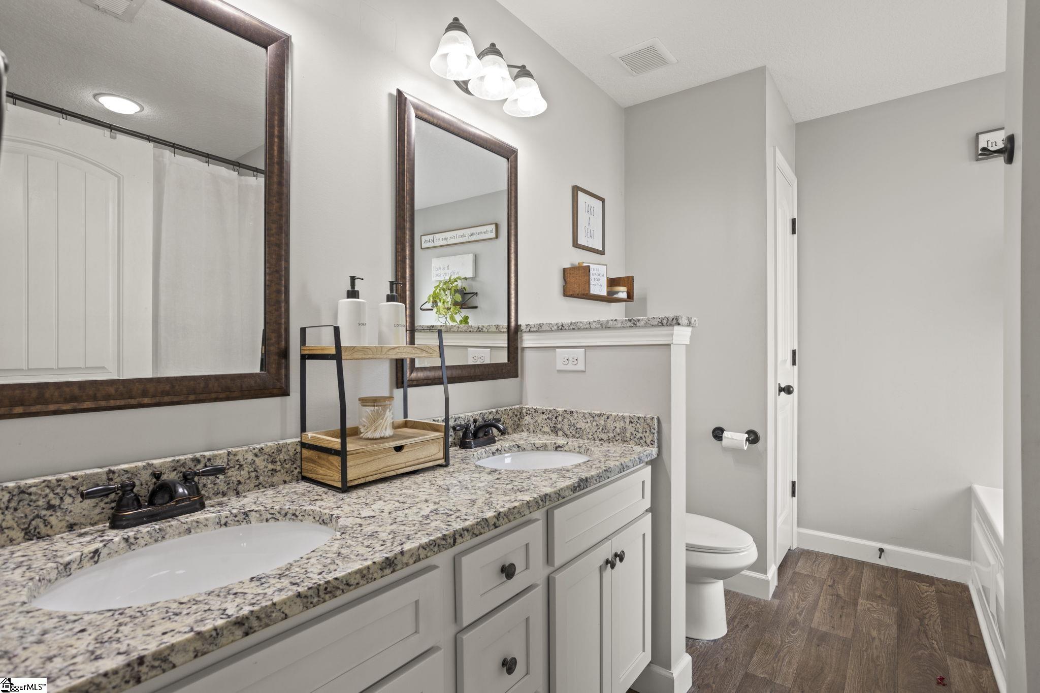 540 Thomas Edwards Lane Greer, SC 29651 - Photo 15 of 33