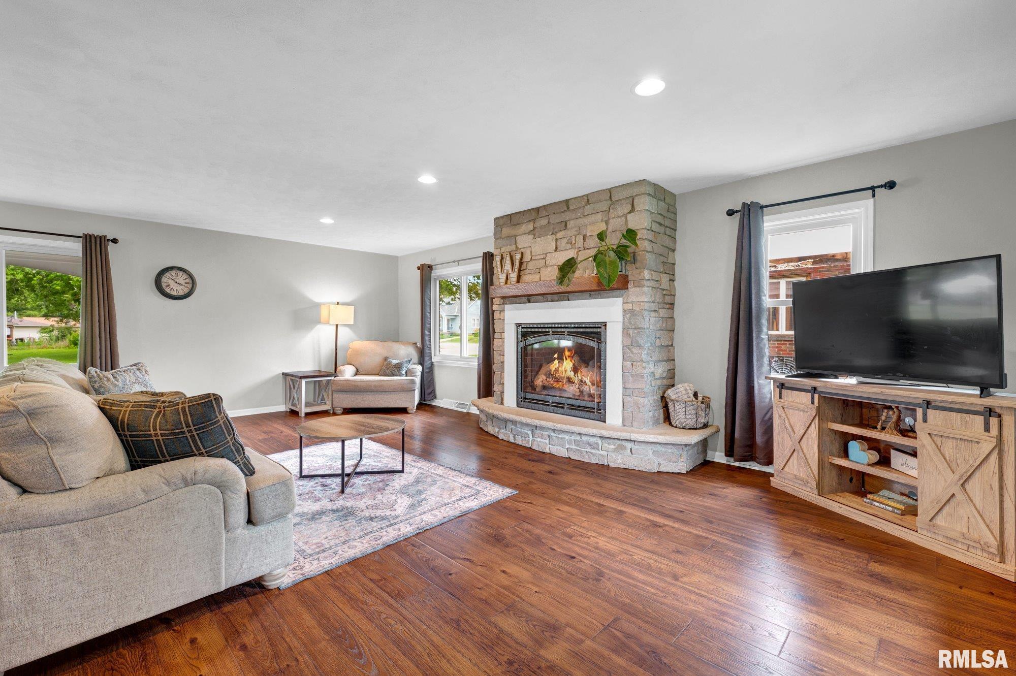 308 South Seventh Avenue Morton, IL 61550 - Photo 10 of 33