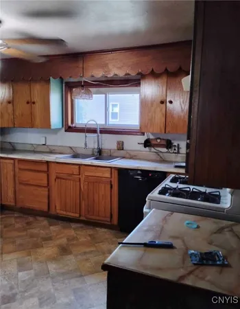 $77,000 | 1014 Mechanic Street, Ogdensburg, NY 13669