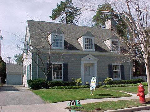85 Muskoka Road Grosse Pointe, MI 48236 - Photo 1 of 9 809812.JPG