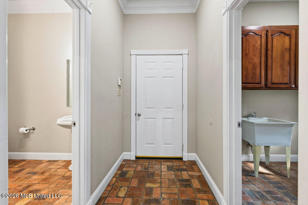 2013 Rue Ulysse Biloxi, MS 39531 - Photo 39 of 70 2013RueUlysse-37