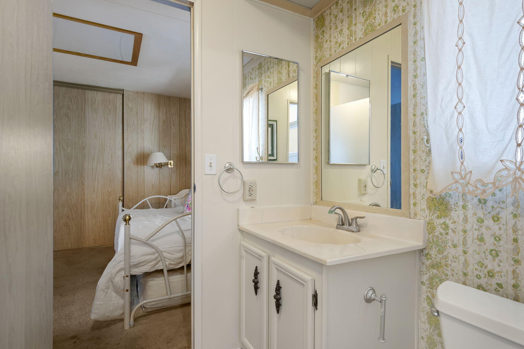 340 Old Mill Road, Unit SPC 140 Santa Barbara, CA 93110 - Photo 18 of 30 20-Bathroom 2