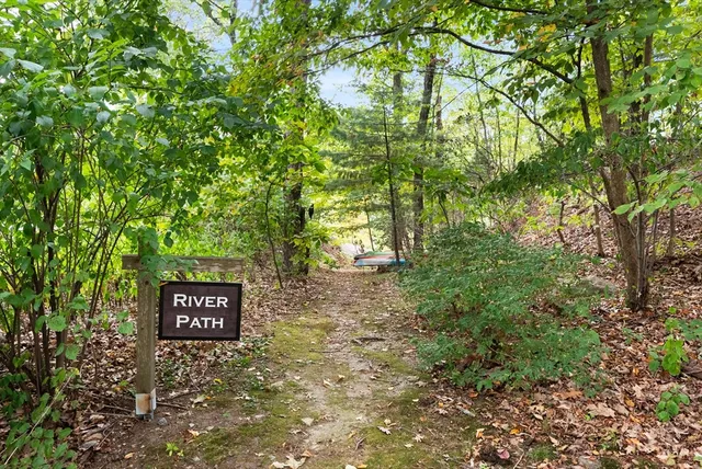 $1,575,000 | 18 Phillips Pond Road, Unit 18, Natick, MA 01760