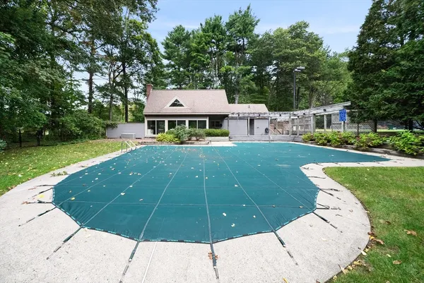$1,495,000 | 18 Phillips Pond Road, Unit 18, Natick, MA 01760