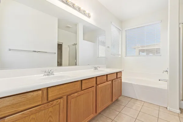 $2,090 | 7407 West Darrow Street, Laveen, AZ 85339