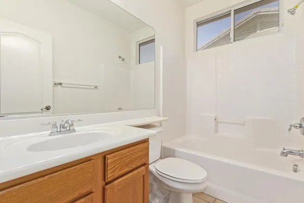$2,090 | 7407 West Darrow Street, Laveen, AZ 85339