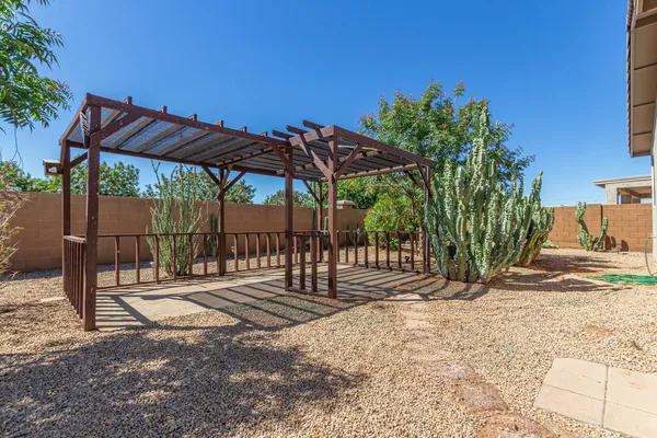 $2,090 | 7407 West Darrow Street, Laveen, AZ 85339