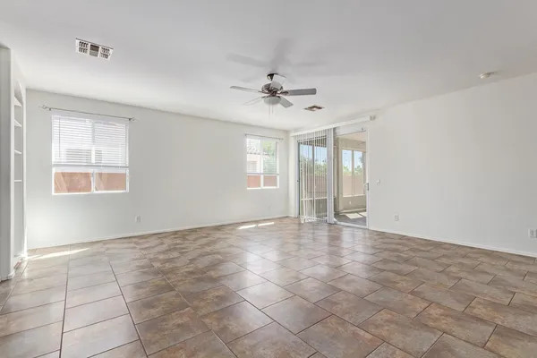$2,090 | 7407 West Darrow Street, Laveen, AZ 85339