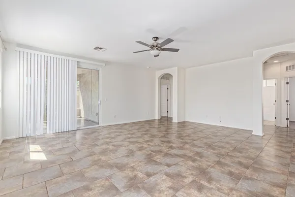 $2,090 | 7407 West Darrow Street, Laveen, AZ 85339