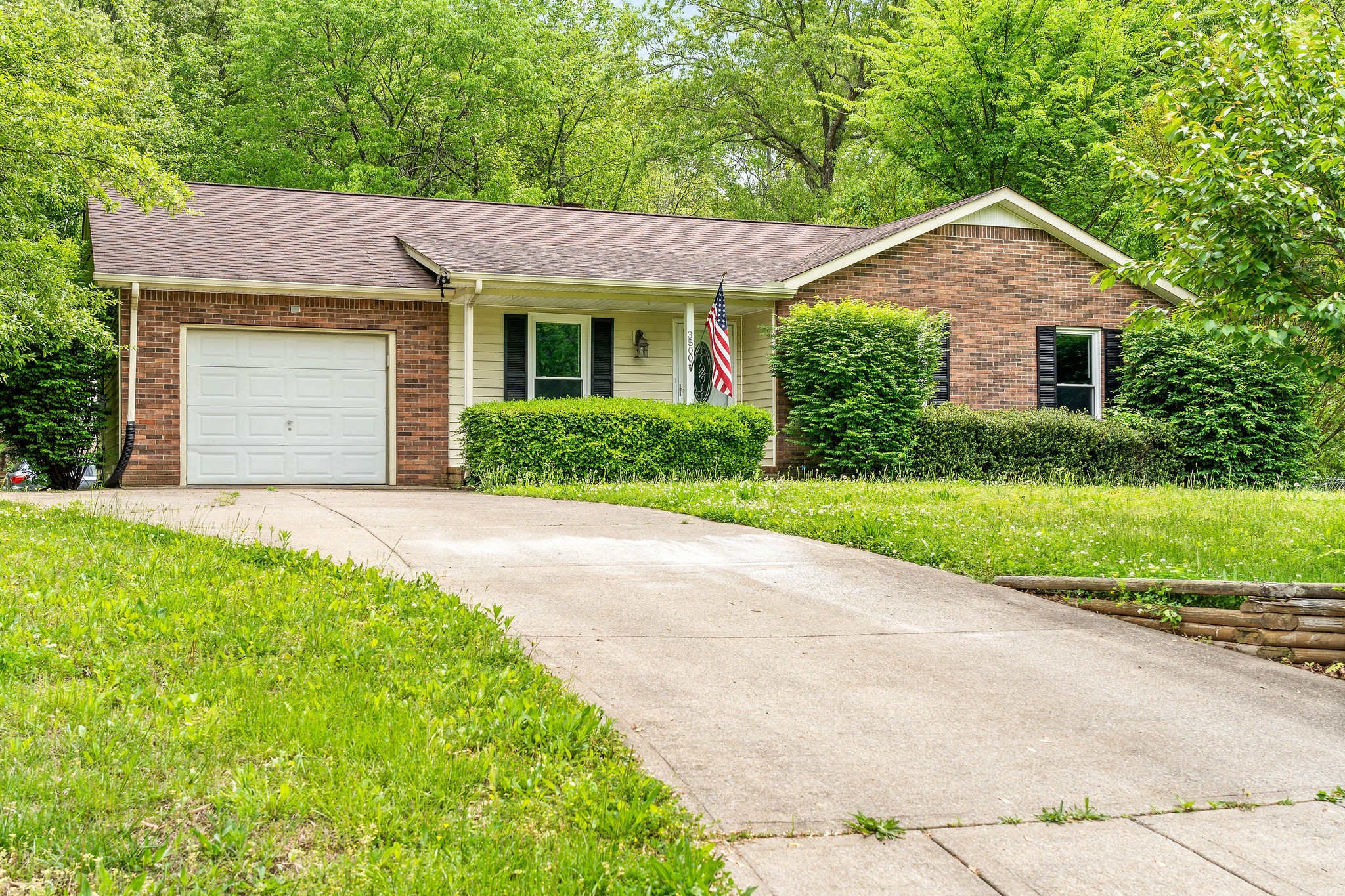 3500 Hunters Ridge Woodlawn, TN 37191 - Photo 3 of 32 Gallery Image 3