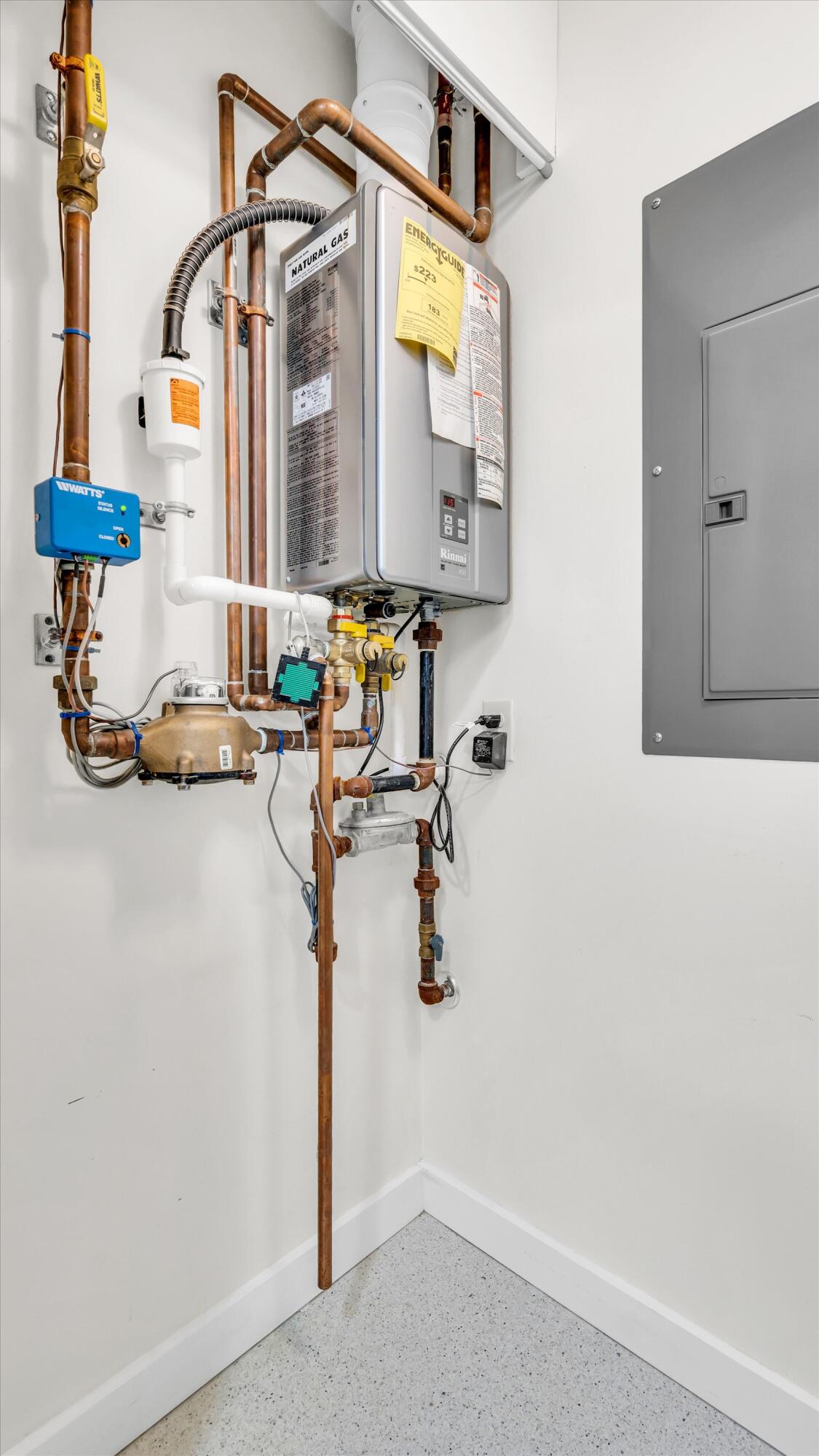 207 Fore Street, Unit 9 Portland, ME 04101 - Photo 27 of 39 35-DSC00410