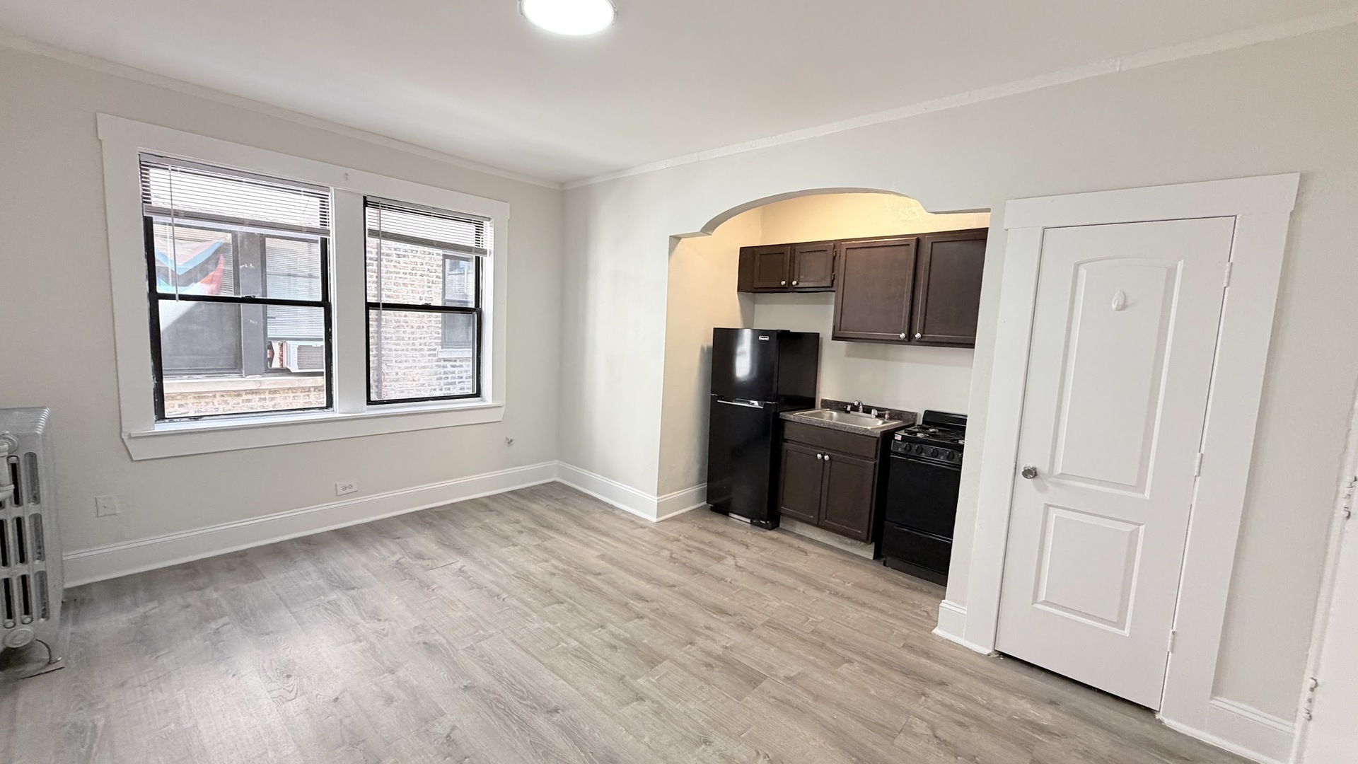 839 West Sheridan Road, Unit 325 Chicago, IL 60613 - Photo 2 of 12 Gallery Image 2