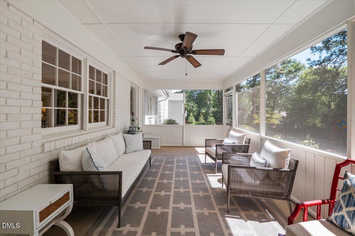 4711 Pamlico Drive Raleigh, NC 27609 - Photo 17 of 47