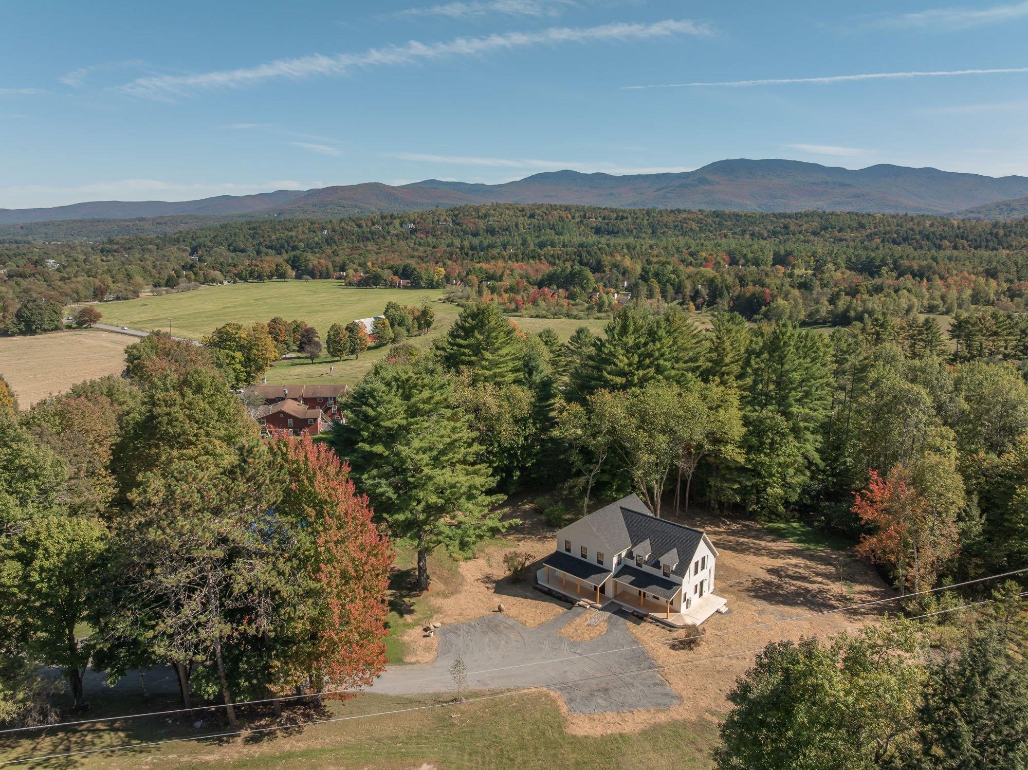 656 Luce Hill Road, Unit A Stowe, VT 05672 - Photo 9 of 49 Gallery Image 9