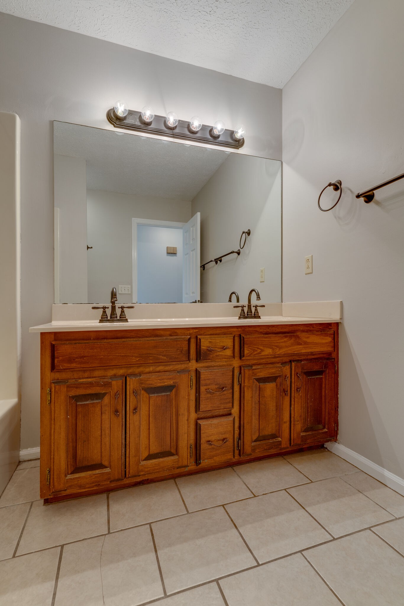 302 Timberlake Drive Springfield, TN 37172 - Photo 18 of 30 Gallery Image 18