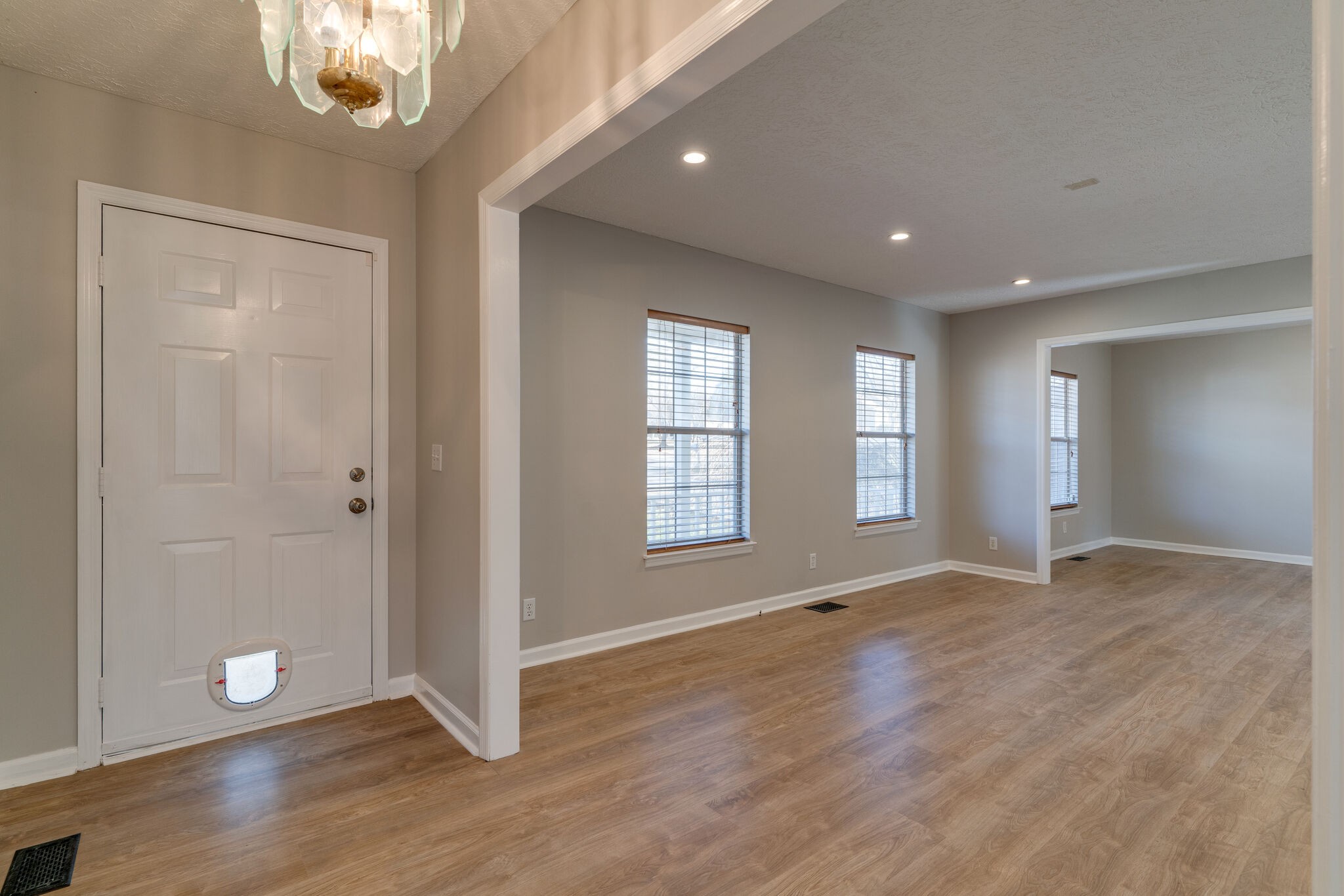 302 Timberlake Drive Springfield, TN 37172 - Photo 6 of 30 Gallery Image 6