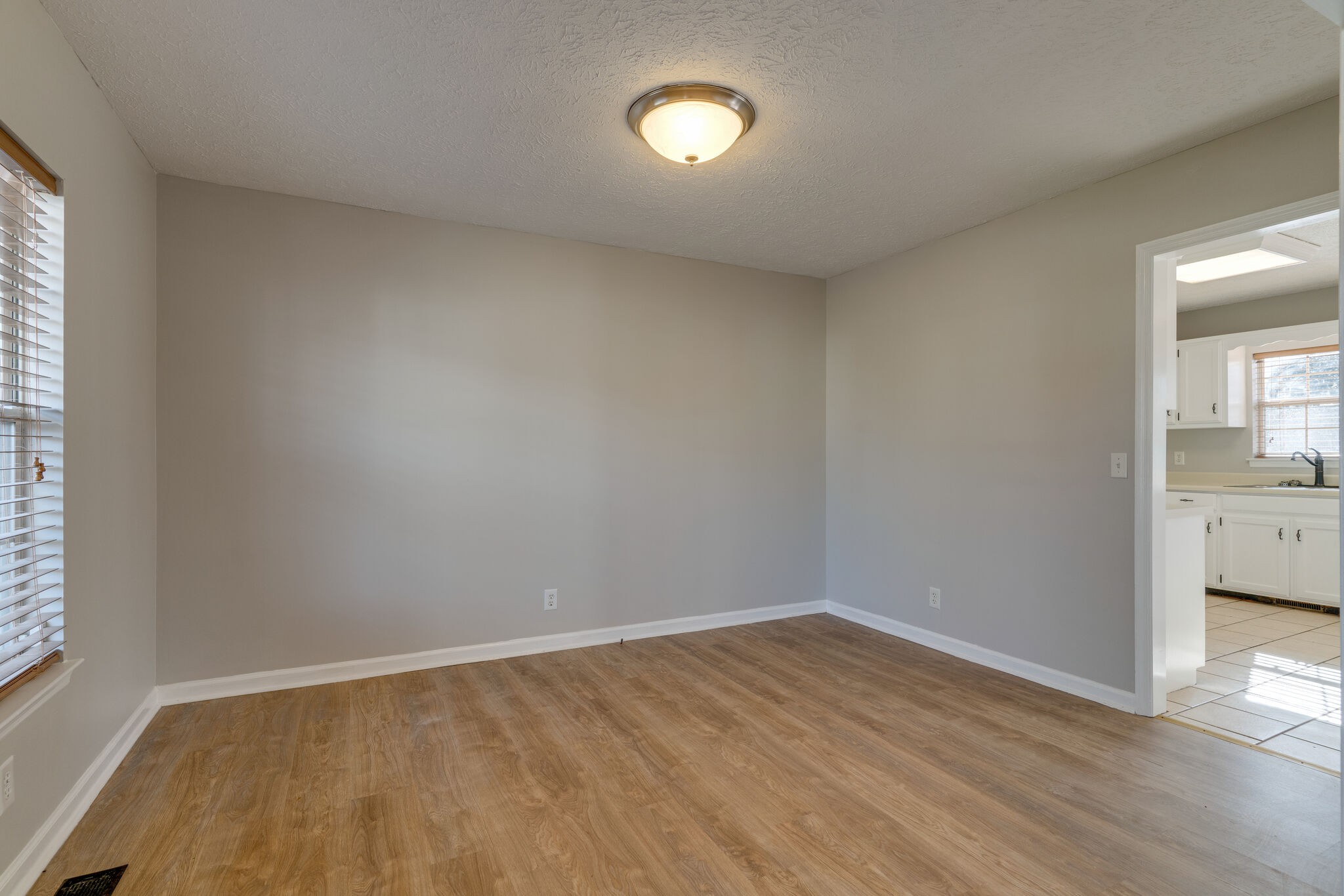 302 Timberlake Drive Springfield, TN 37172 - Photo 8 of 30 Gallery Image 8