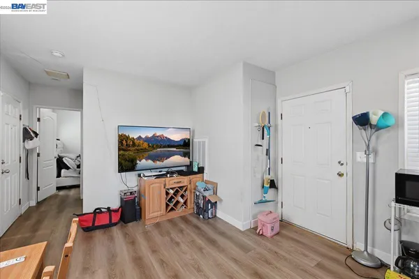 $64,000 | 2399 East 14th Street, Unit 93, San Leandro, CA 94577
