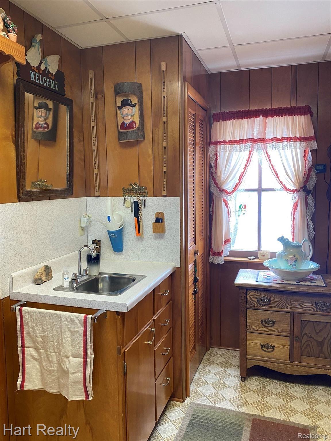 5680 Walker Road Marlette, MI 48453 - Photo 14 of 29 tempImageePQxNY.jpg