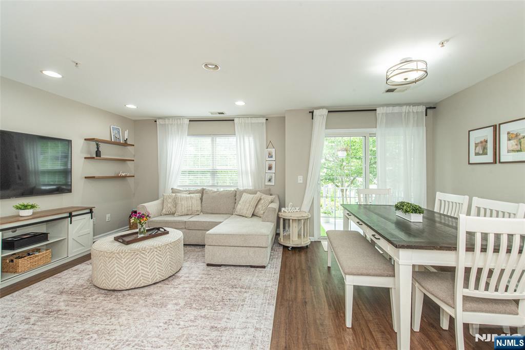 92 Carter Road Wanaque, NJ 07420 - Photo 7 of 21