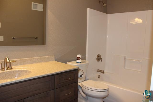 3724 Lavaque Road Hermantown, MN 55810 - Photo 9 of 20 Full Bathroom