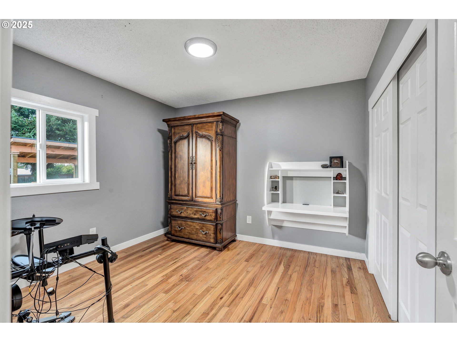 122 North Cole Avenue Molalla, OR 97038 - Photo 14 of 27